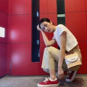 什么鞋这么有魔力 竟然让杨幂、baby不顾一切也要撞鞋