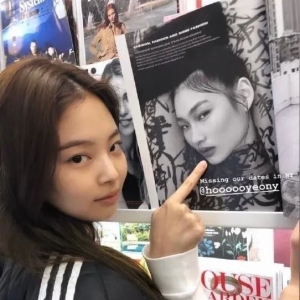 Jennie真的有"社牛症"？The Weeknd 、海狸竟都是她的隐藏好友？